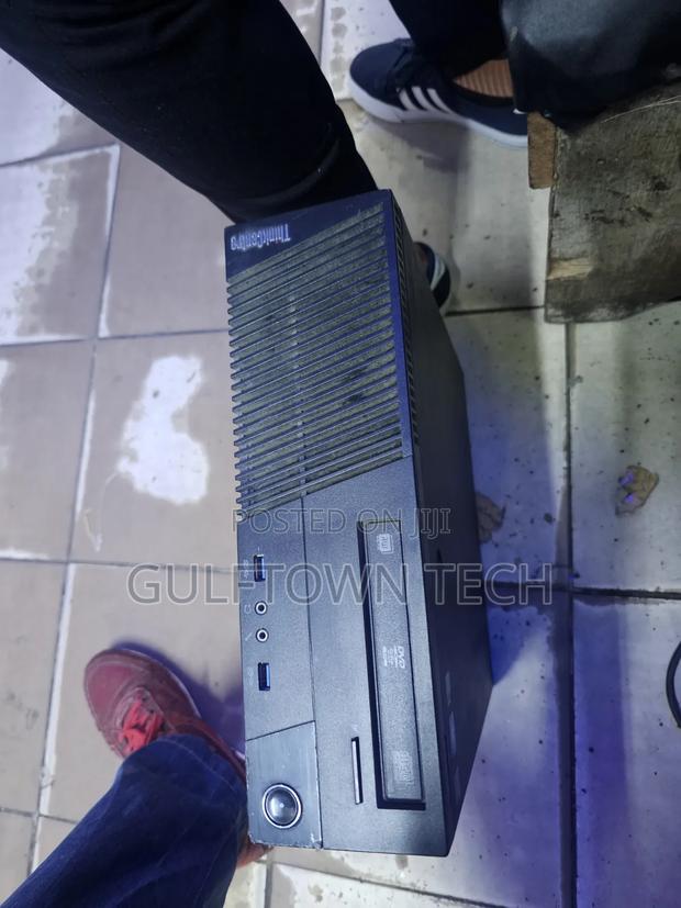 Desktop Computer Lenovo ThinkCentre M93 8GB Intel Core i3 SSD 256GB
