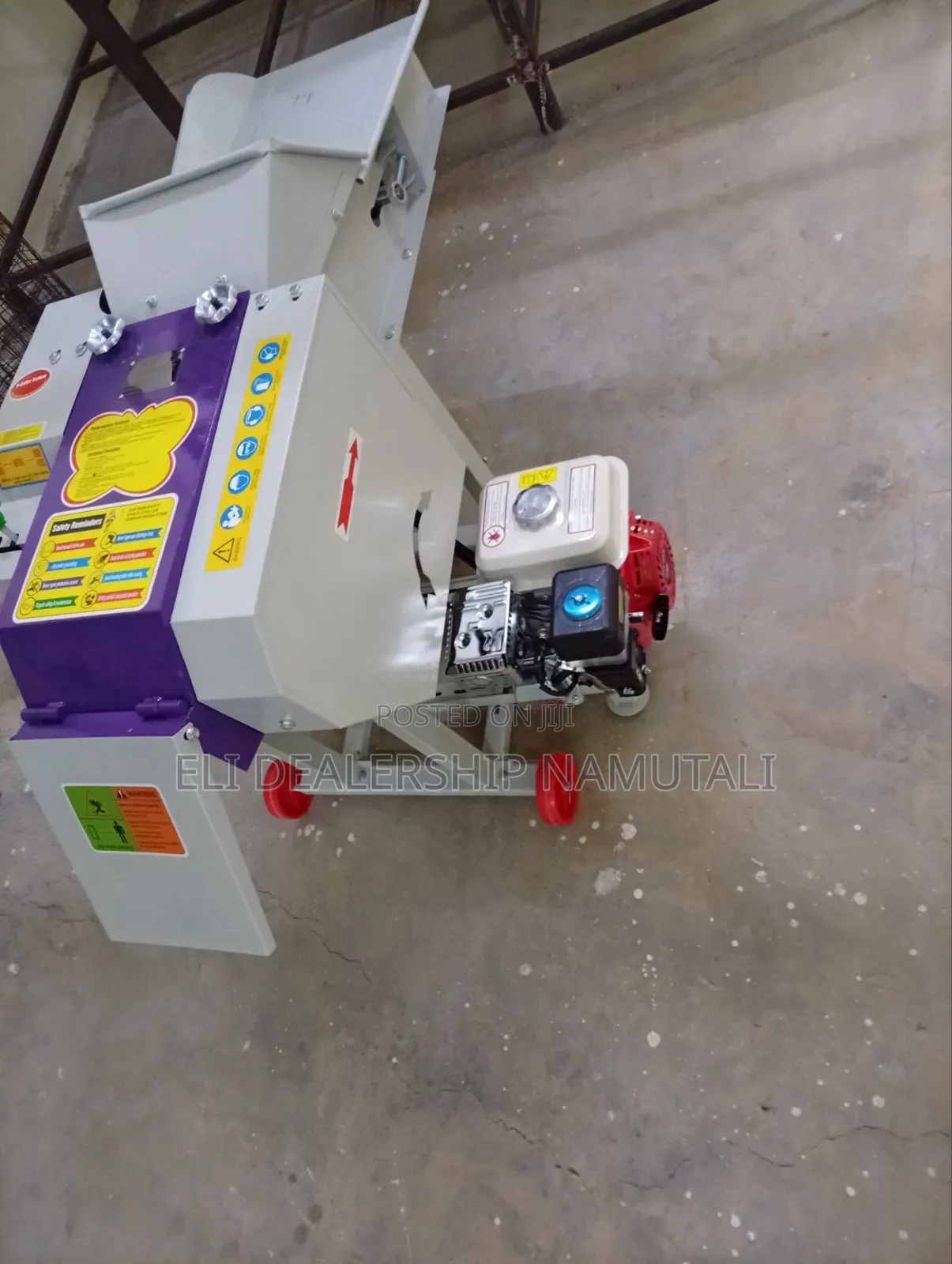 Heavy-Duty Fodder Chopper 600kg/Hr Capacity