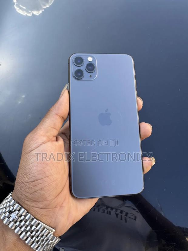 Apple iPhone 11 Pro Max 64 GB Black