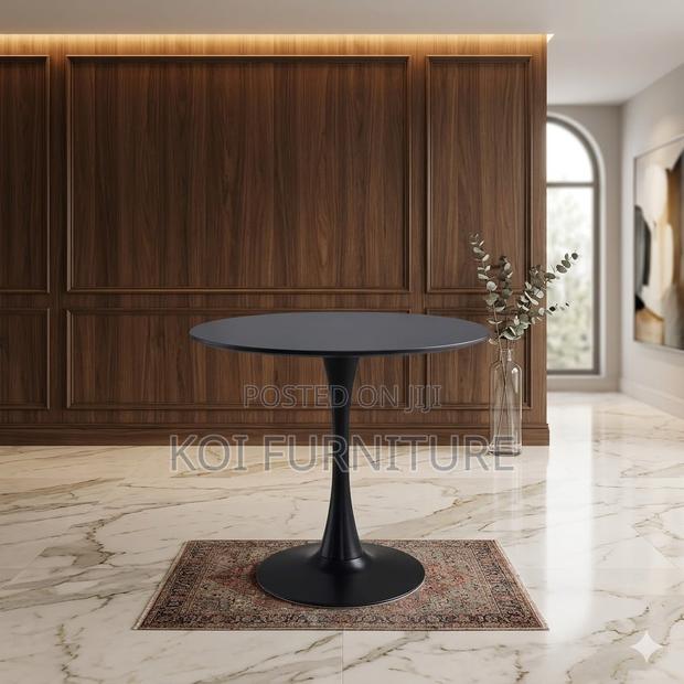 Coffee Table; Round Black Nesting Marble Table