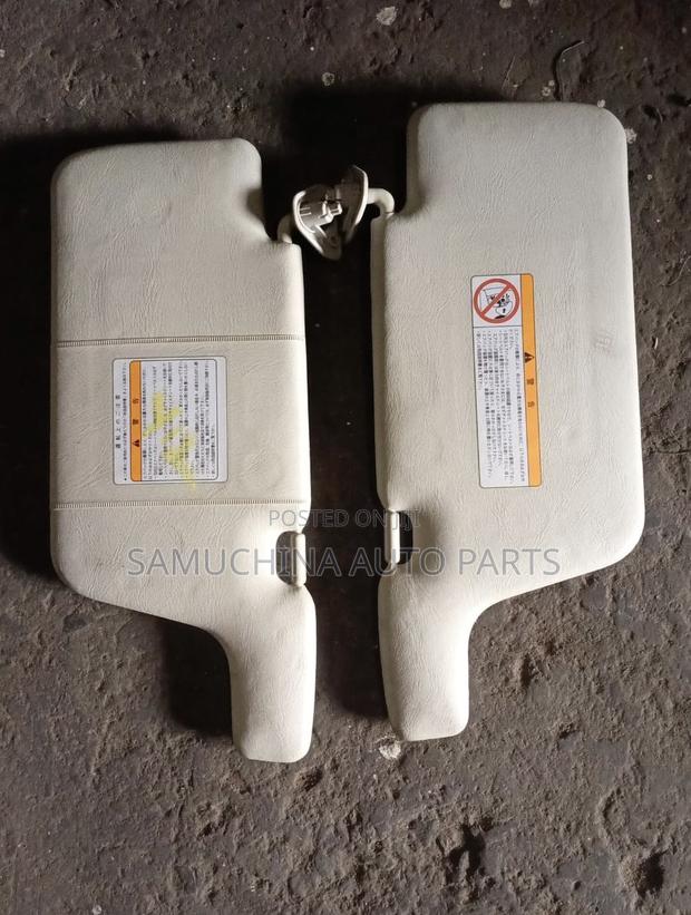 Sun Visor Nissan Wingroad Y12