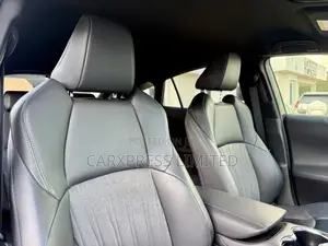 Toyota Harrier 2.0 2020 Black
