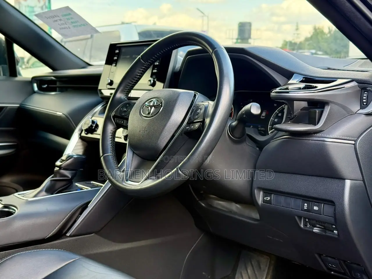 Toyota Harrier 2.0 2020 Black