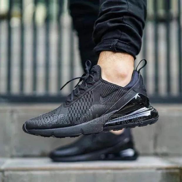 Nike Airmax 270“ Triple Black “
Sneakers - thumbnail 2