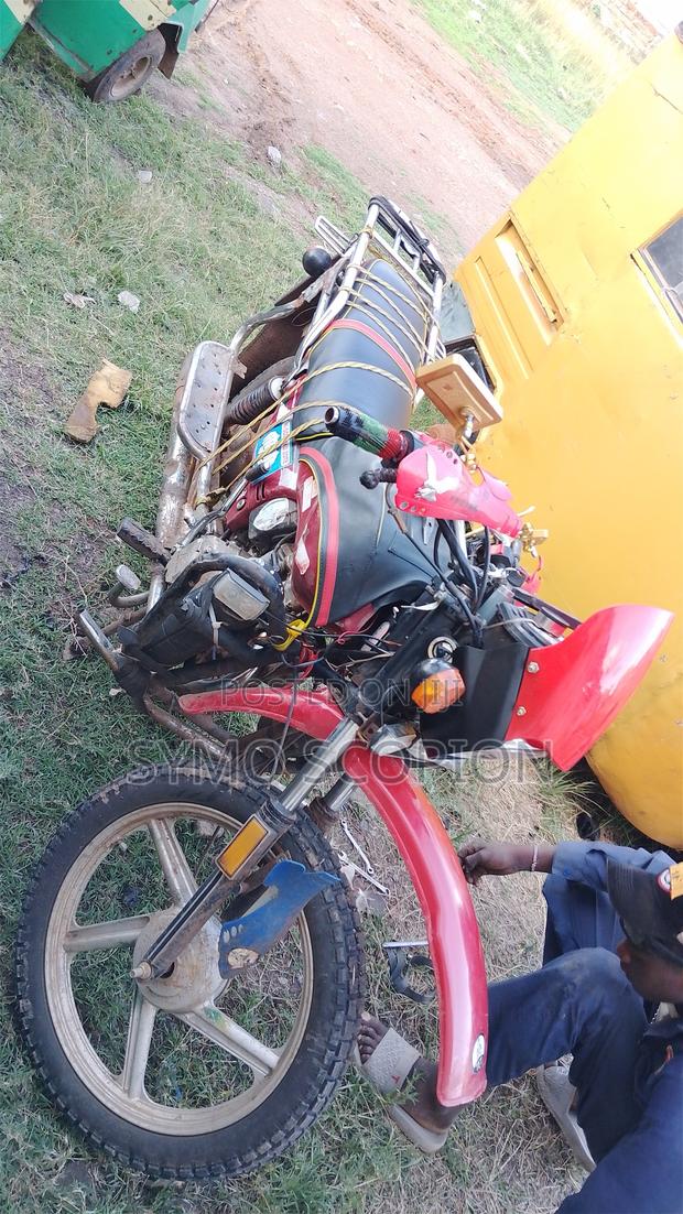 Motorcycle 2013 Red - thumbnail 3