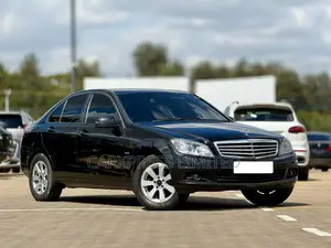 Mercedes-Benz C180 2010 Black