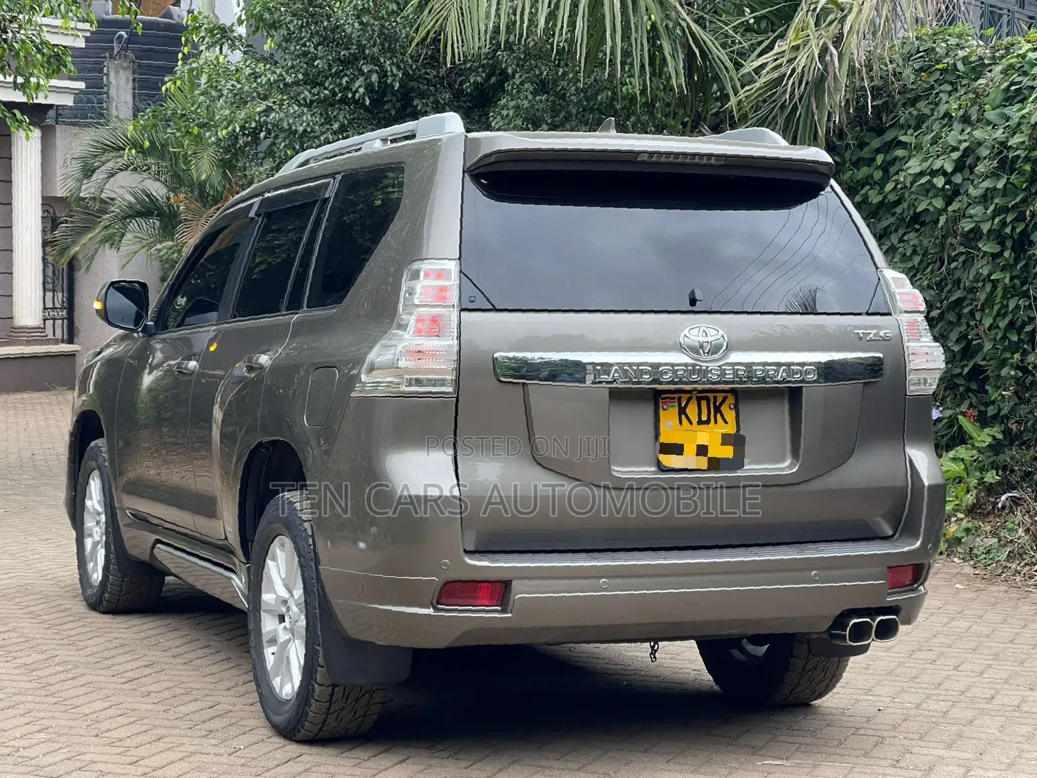 Toyota Land Cruiser Prado 2015 Gray