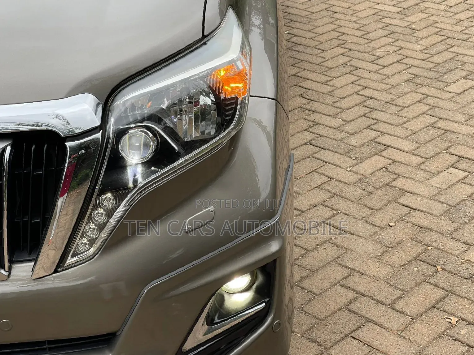 Toyota Land Cruiser Prado 2015 Gray