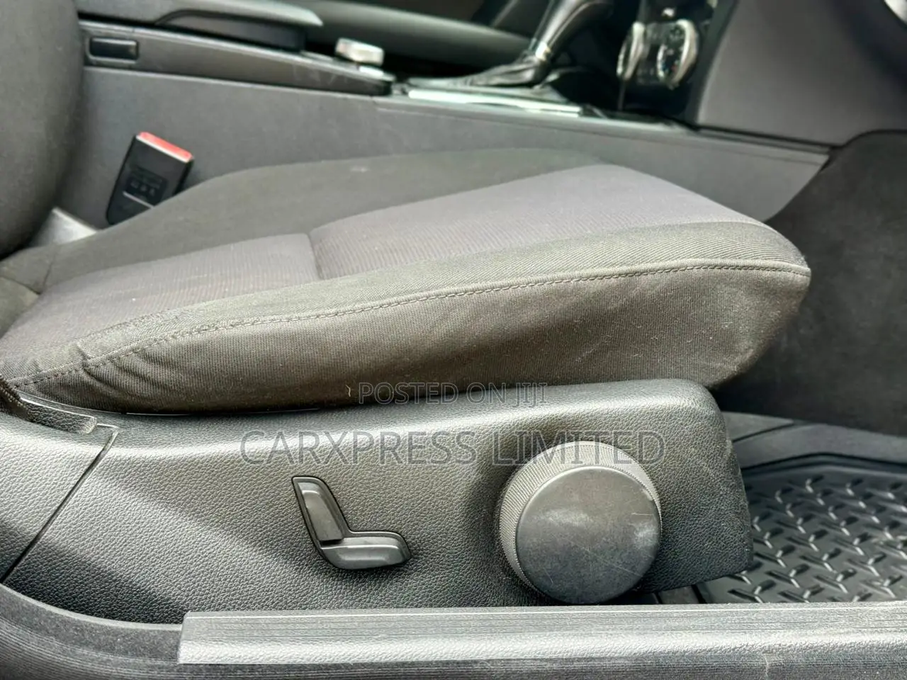 Mercedes-Benz C180 2010 Black