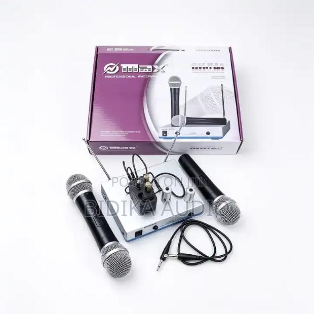 Max Dual Channel Uhf Wireless Microphone Dh-744