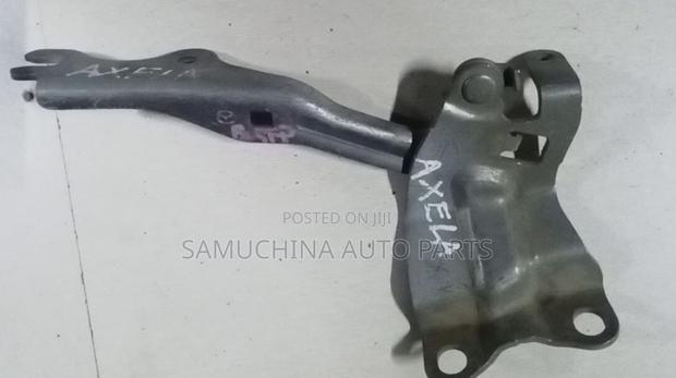 Bonnet Hinges Mazda Axela