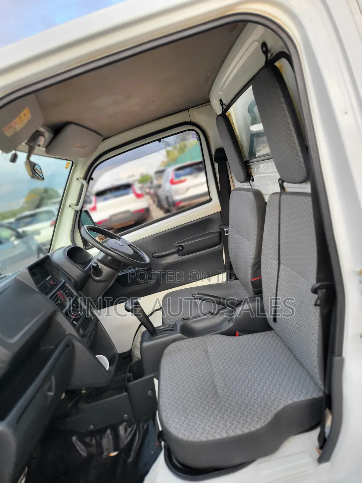 Suzuki CARRY TRUCK 2014 White