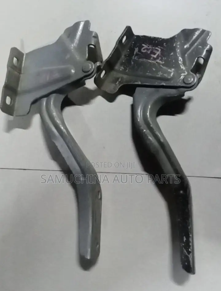 Bonnet Hinges Nissan Note E12