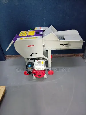 Farm High Speed Chaff Cutter for Cattle, Sheep Goats/600kg/H