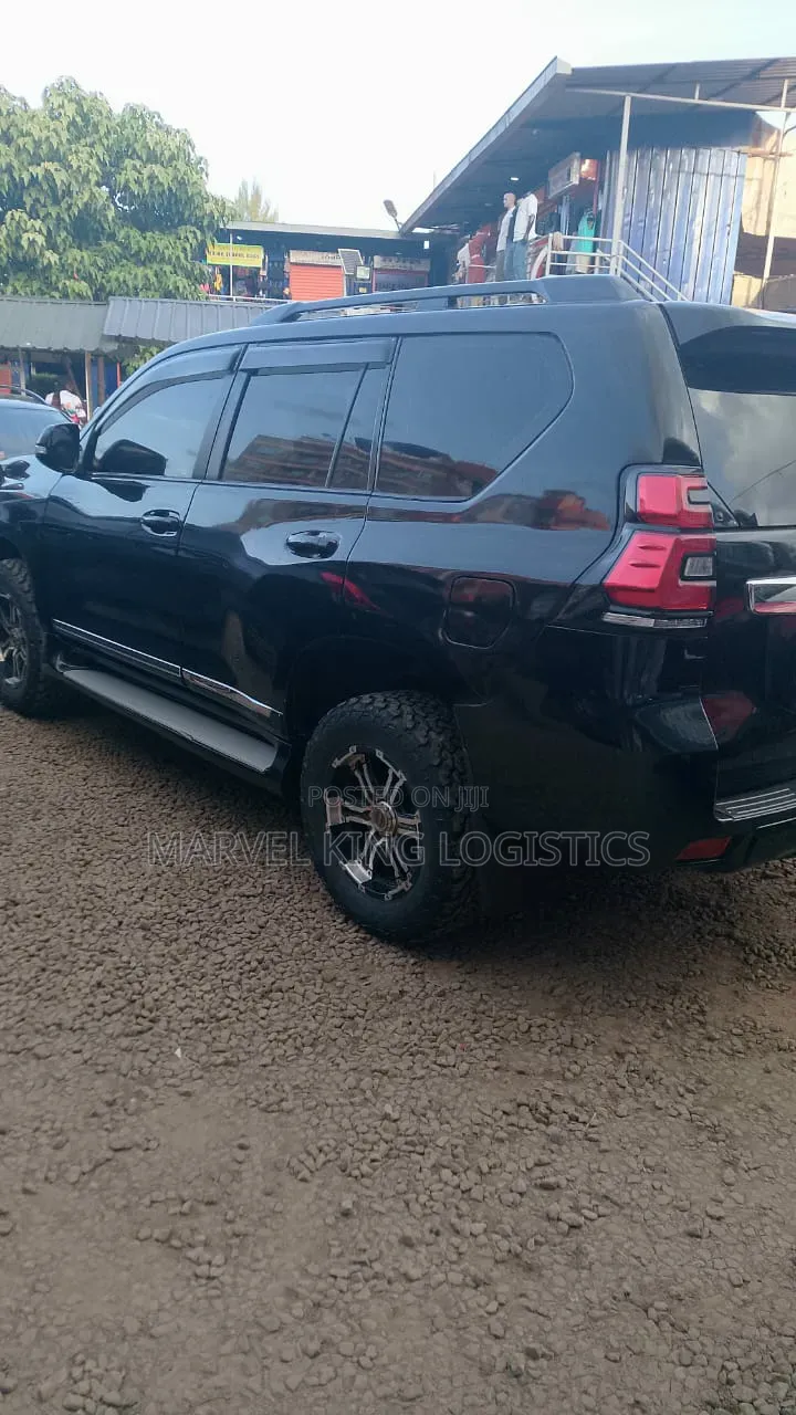 Land Cruiser V8,Toyota Prado,Range Rover for Hire/Rental
