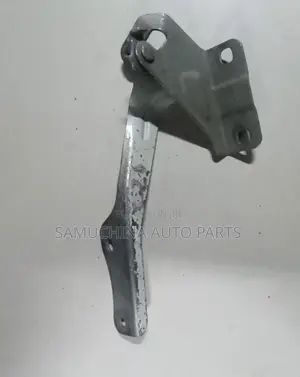 Bonnet Hinges Nissan Serena C26