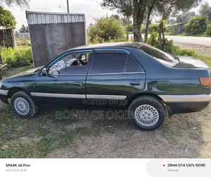 Toyota Corona Premio 2000 Blue