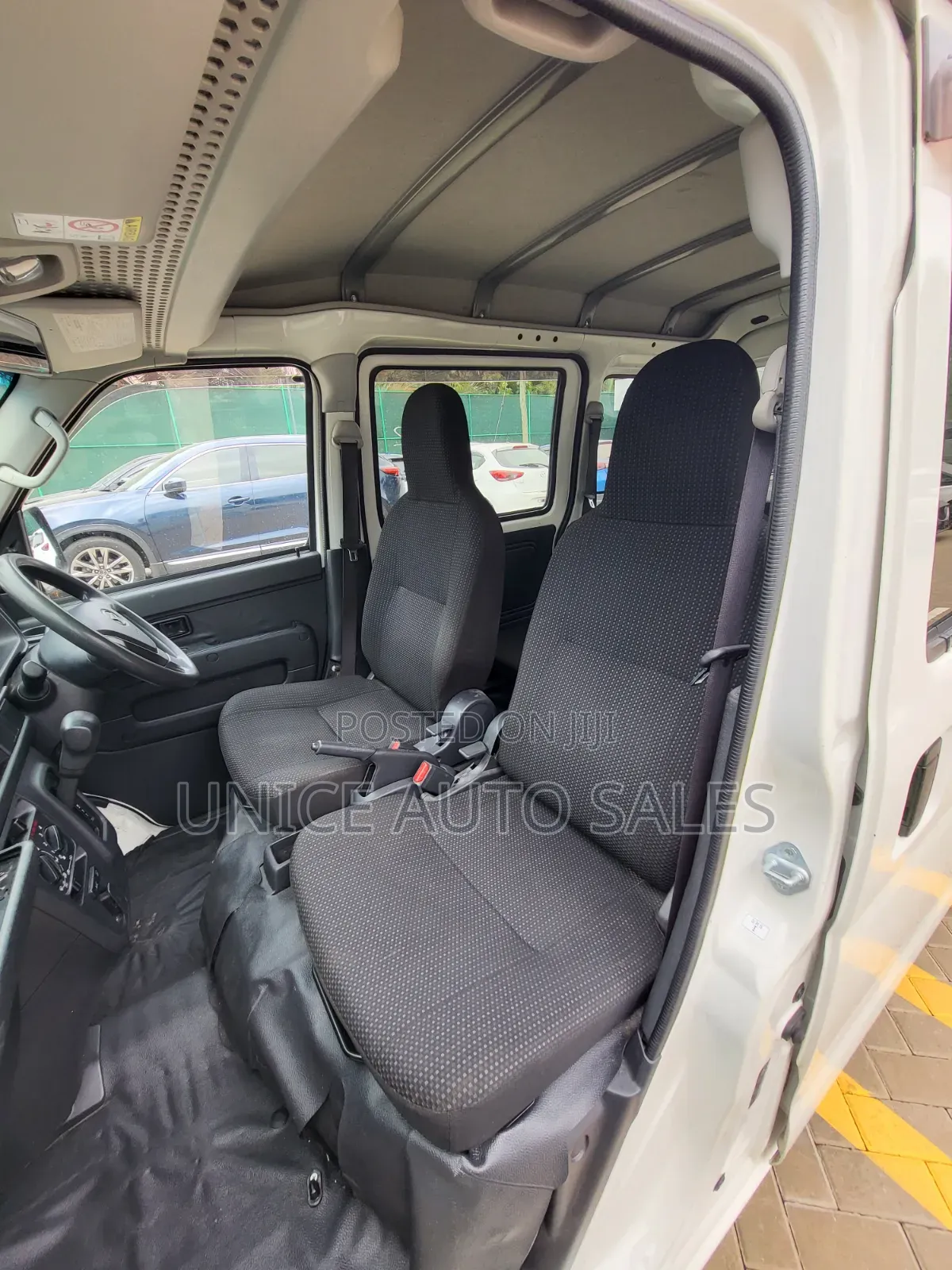 Daihatsu HIJET 2019 White