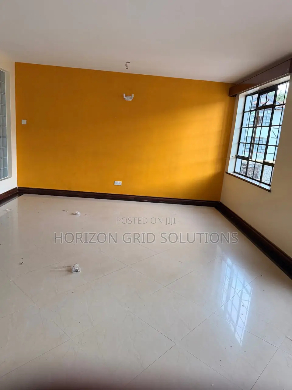 3bdrm Apartment in Valley Arcade for sale