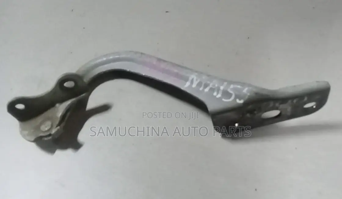 Bonnet Hinges Suzuki Solio/Mitsubishi Delica