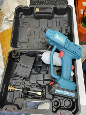 Makita Cordless Garden Sprayer/Car Washer Machine