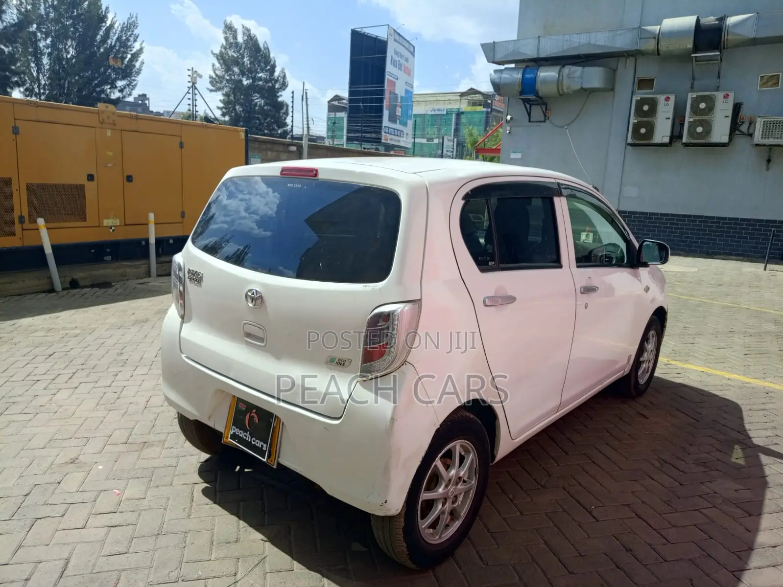 Toyota Pixis 2013 White