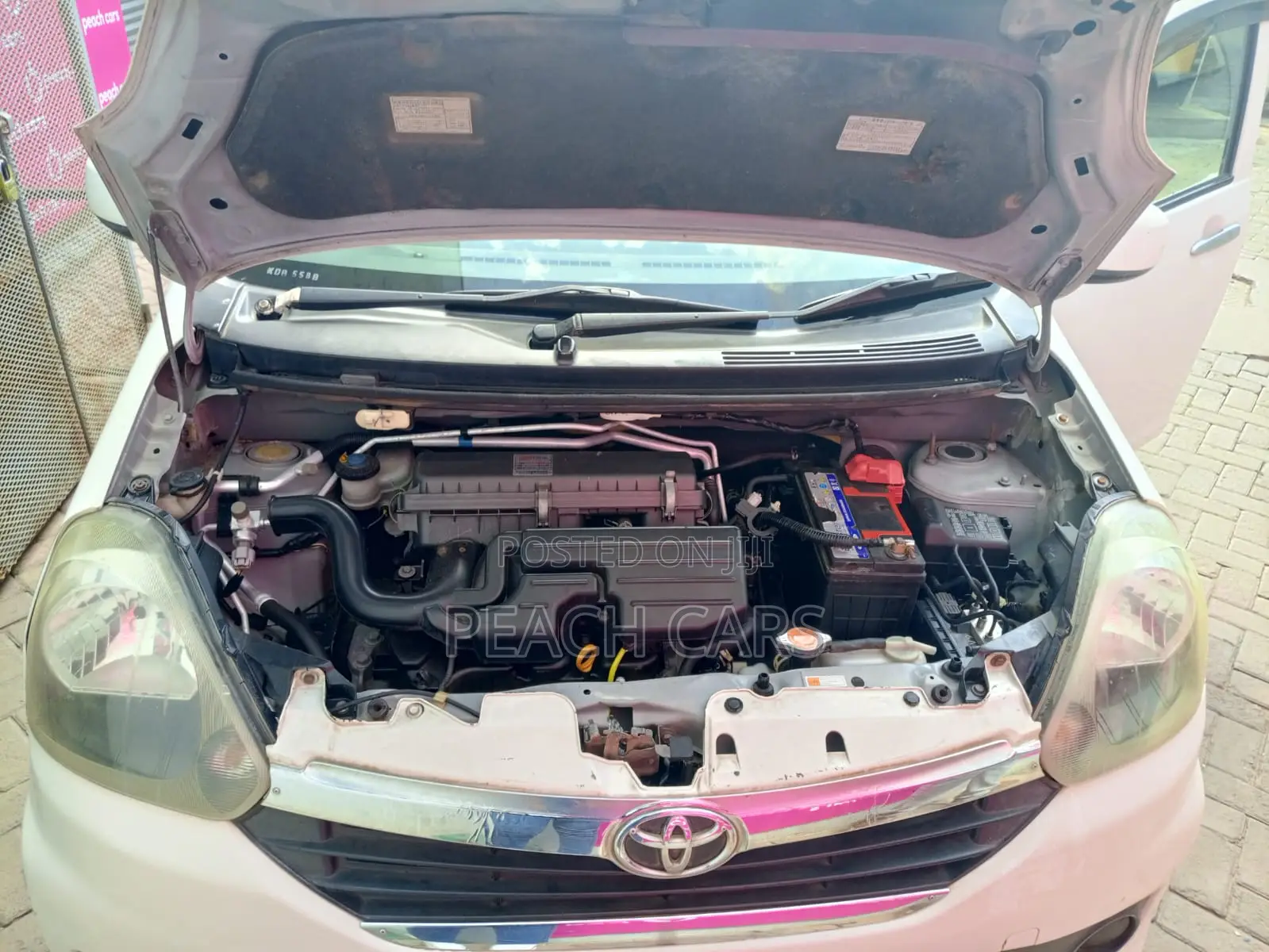 Toyota Pixis 2013 White