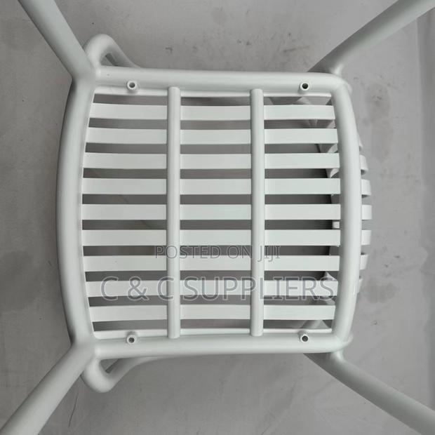 Plastic Chair - thumbnail 2