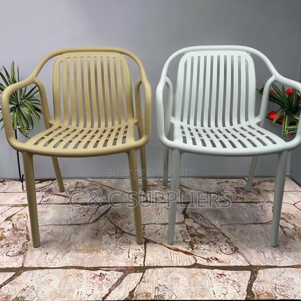 Plastic Chair - thumbnail 3