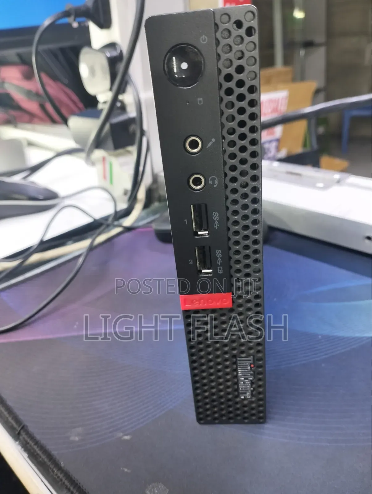 Desktop Computer Lenovo ThinkCentre M625 Tiny 4GB AMD SSD 128GB