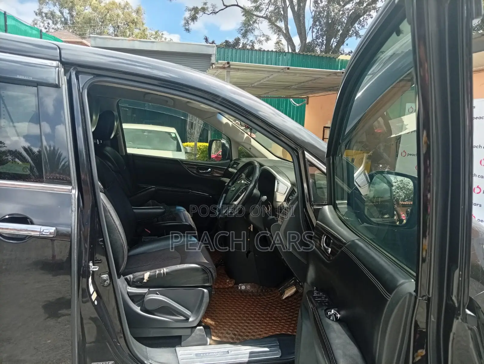 Nissan Elgrand 2015 Black