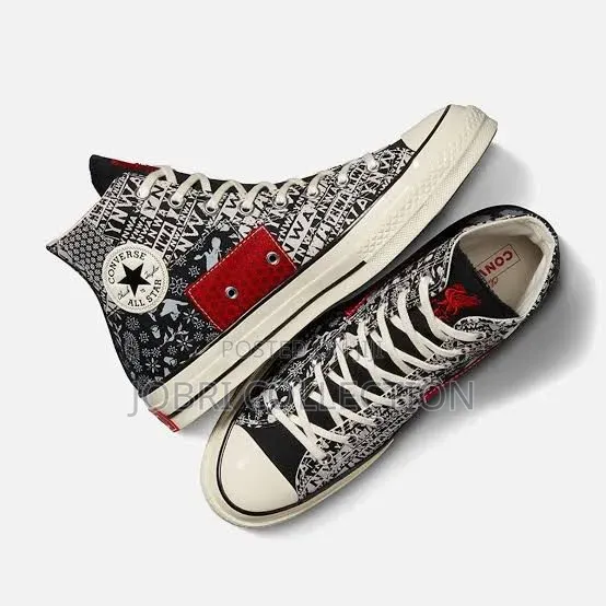 Converse X Liverpool Fc Chuck 70 Hi
Sneakers
