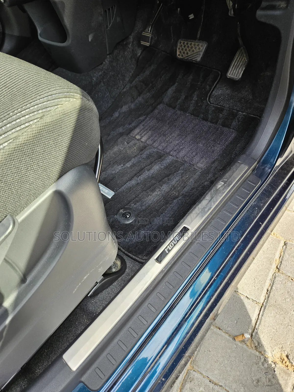 Daihatsu Move 2022 Blue