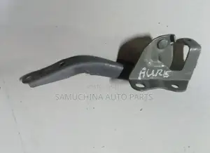 Bonnet Hinges Toyota Auris