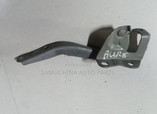 Bonnet Hinges Toyota Auris