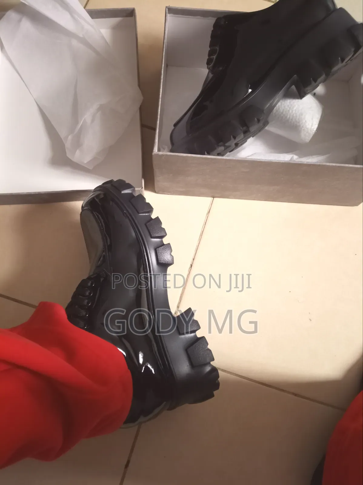 Unisex Shoe