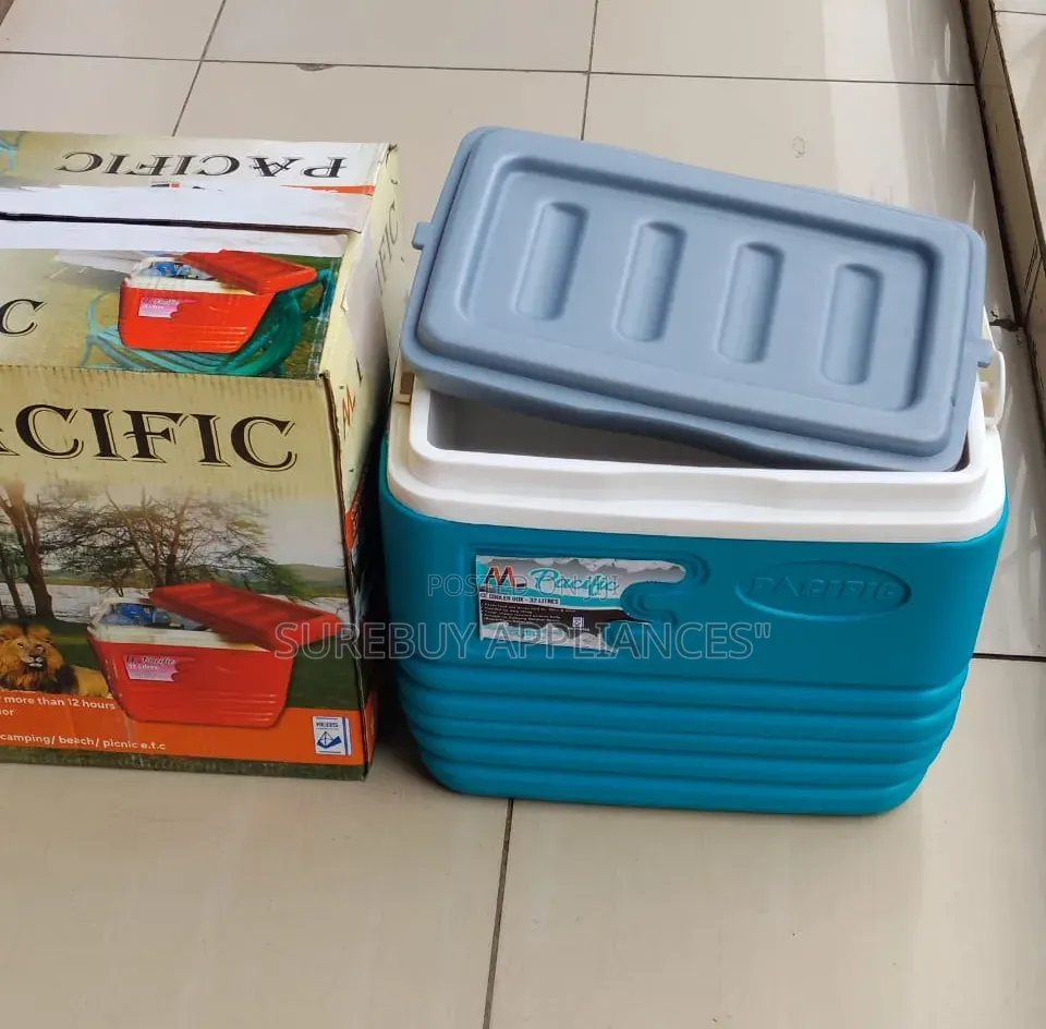 Pacific 32l Cooler Box – Portable Insulated Ice Chest