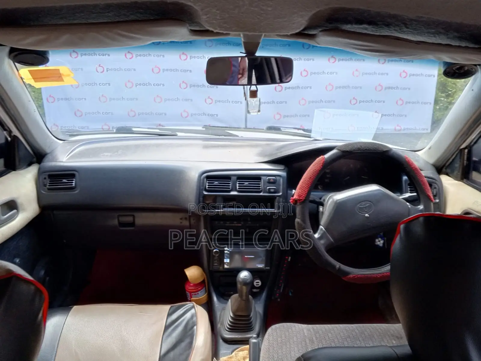 Toyota Corolla 1995 White