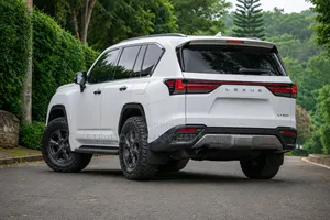Lexus LX 2022 Teal