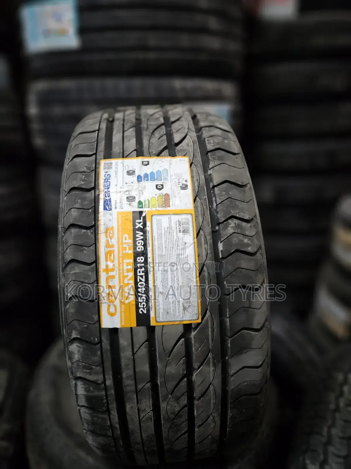255/40r18 Centara