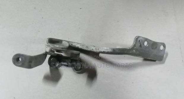 Bonnet Hinges Toyota Passo Kcg30