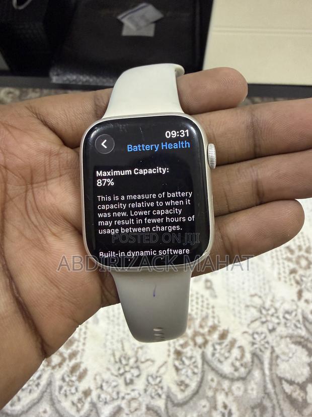 Apple Watch Series 8 45mm - thumbnail 4