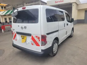 Nissan NV200 2009 White