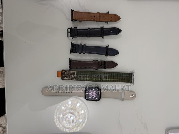 Apple Watch Series 8 45mm - thumbnail 8