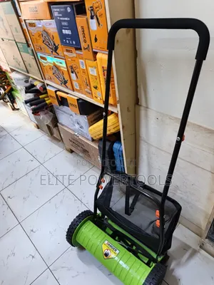 Manual Push Lawn Mower With Grass/ Lawnmower