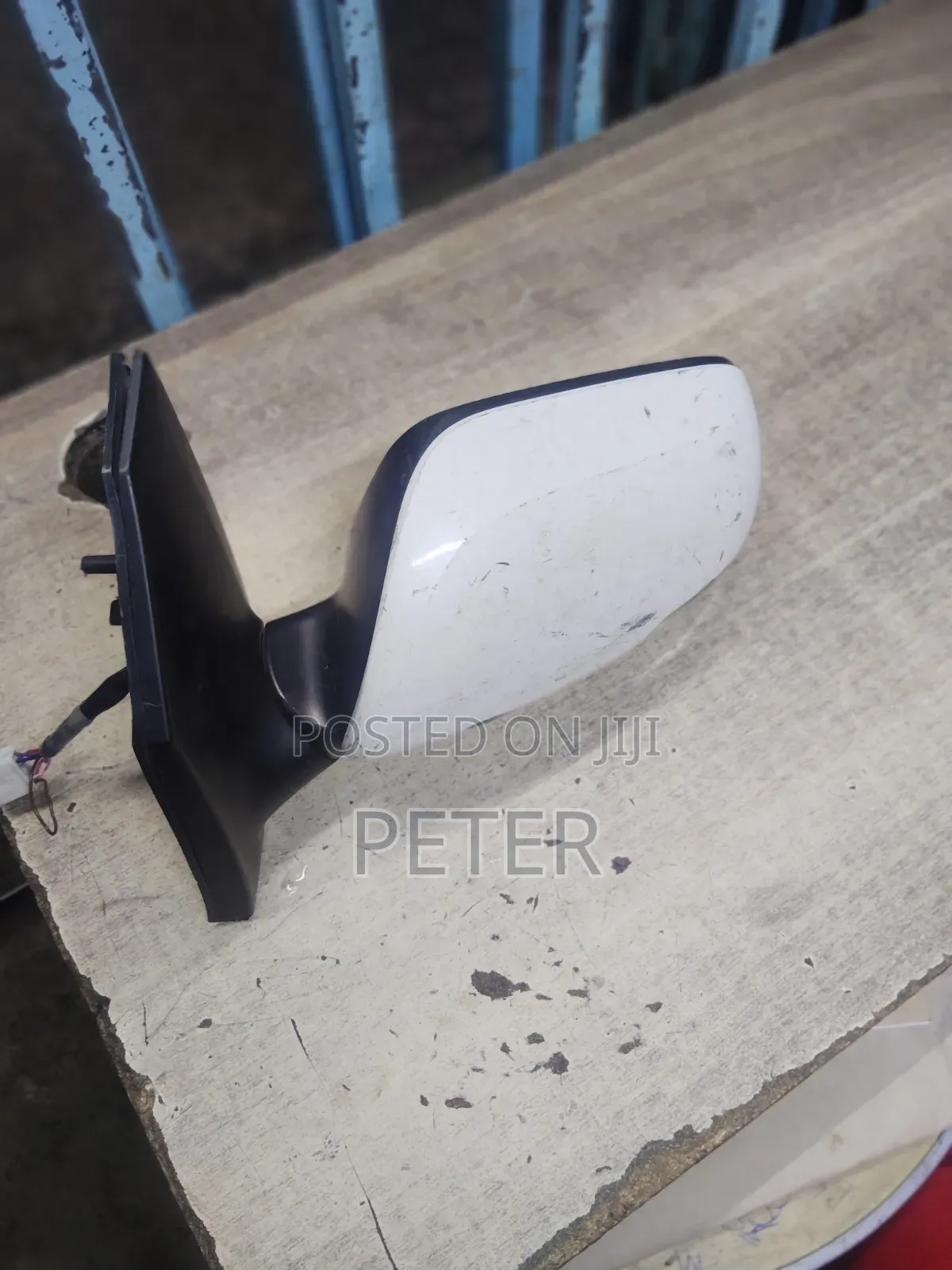 Premio 260 Sidemirror