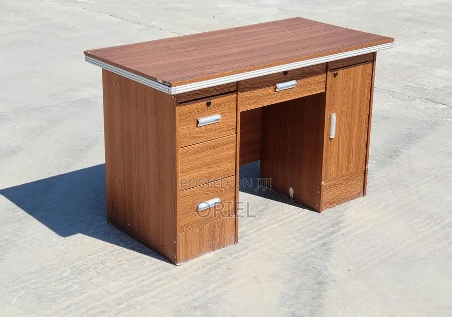 Office Desk : Clerical Office Desk 1200mm