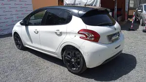 Peugeot 208 2014 White