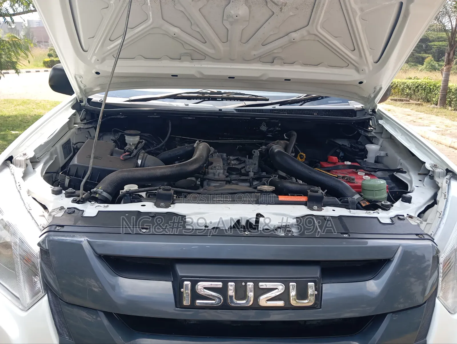 Isuzu D-MAX 2015 White