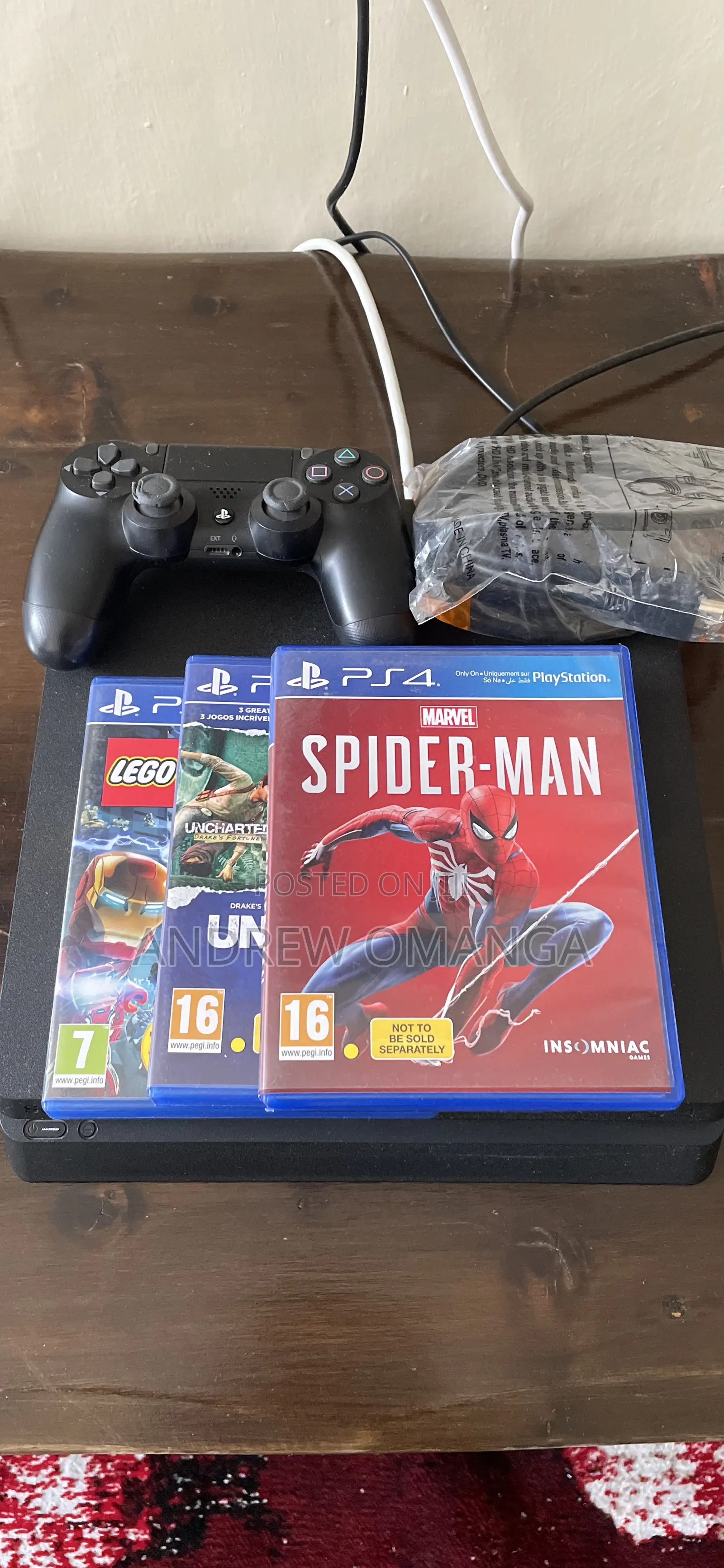 Ps4 500gb + 3 Games + 1 Controller